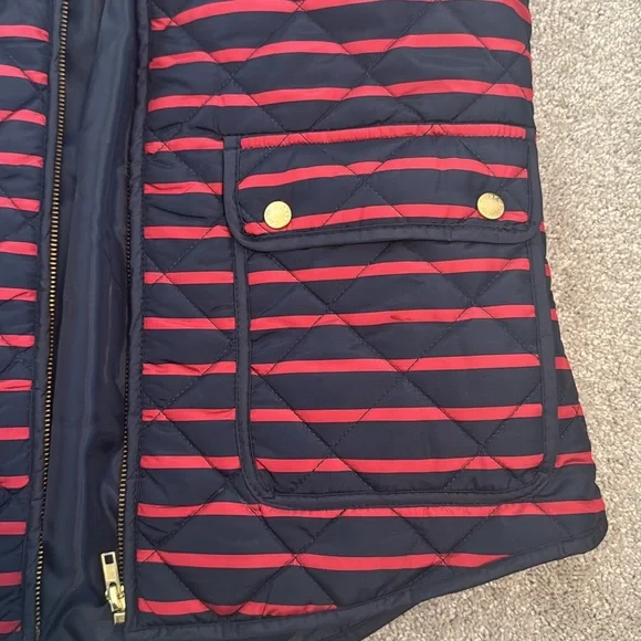 Kenar Vest - Picture 2 of 3